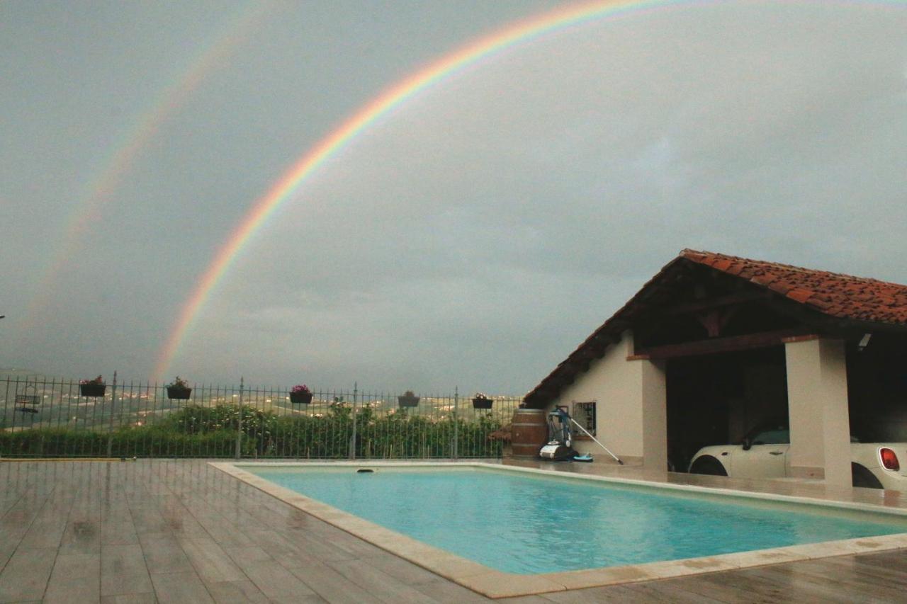 L'Alba Di Langa Hotel Narzole Bagian luar foto